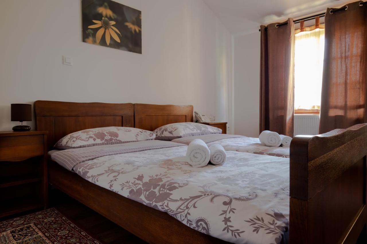 Hotel Lug Осиек Экстерьер фото