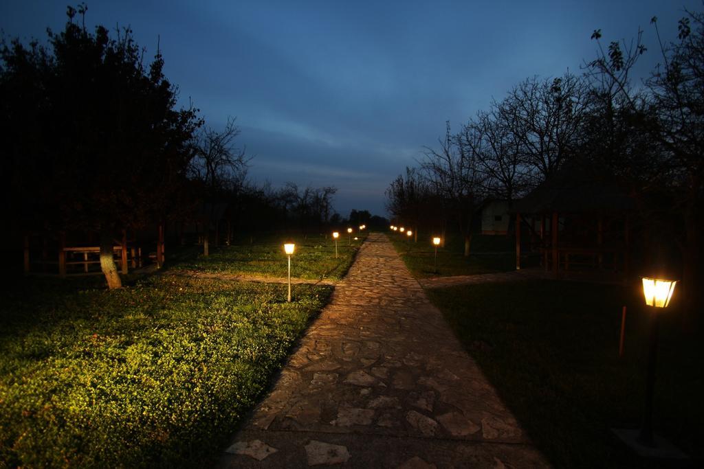 Hotel Lug Осиек Номер фото